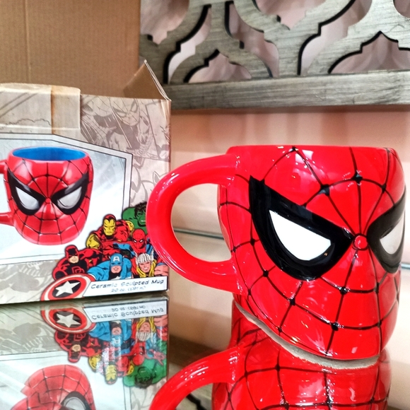 MARVEL Spider-Man Mug 20 oz - Picture 1 of 16